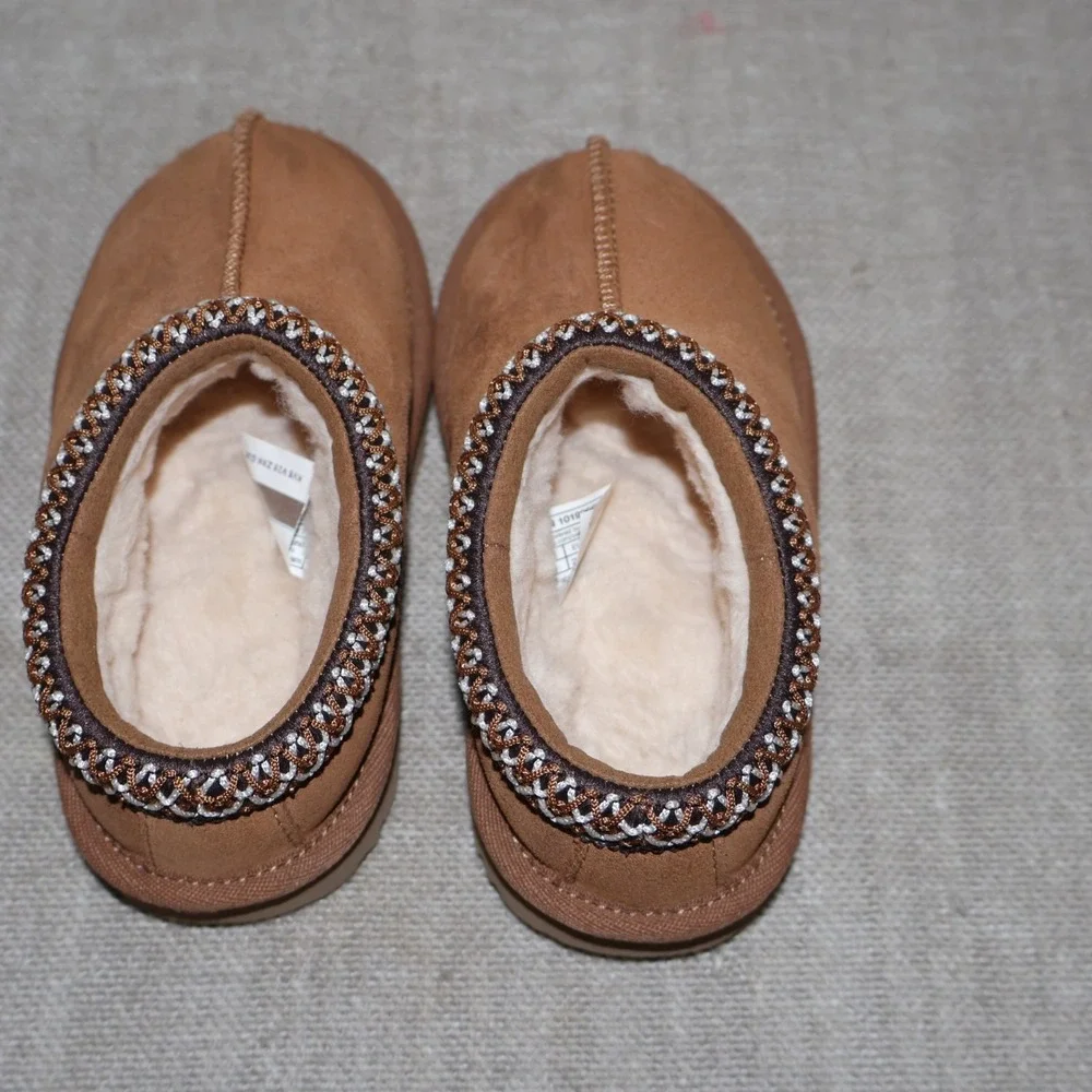 UGG Tazz Slippers Chestnut Toddler Kids Size 10 Brown Suede Shoes Platform